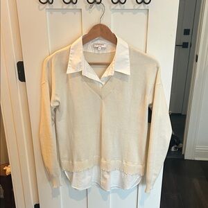 J Society  CreamV-Neck Sweater with “shirt”